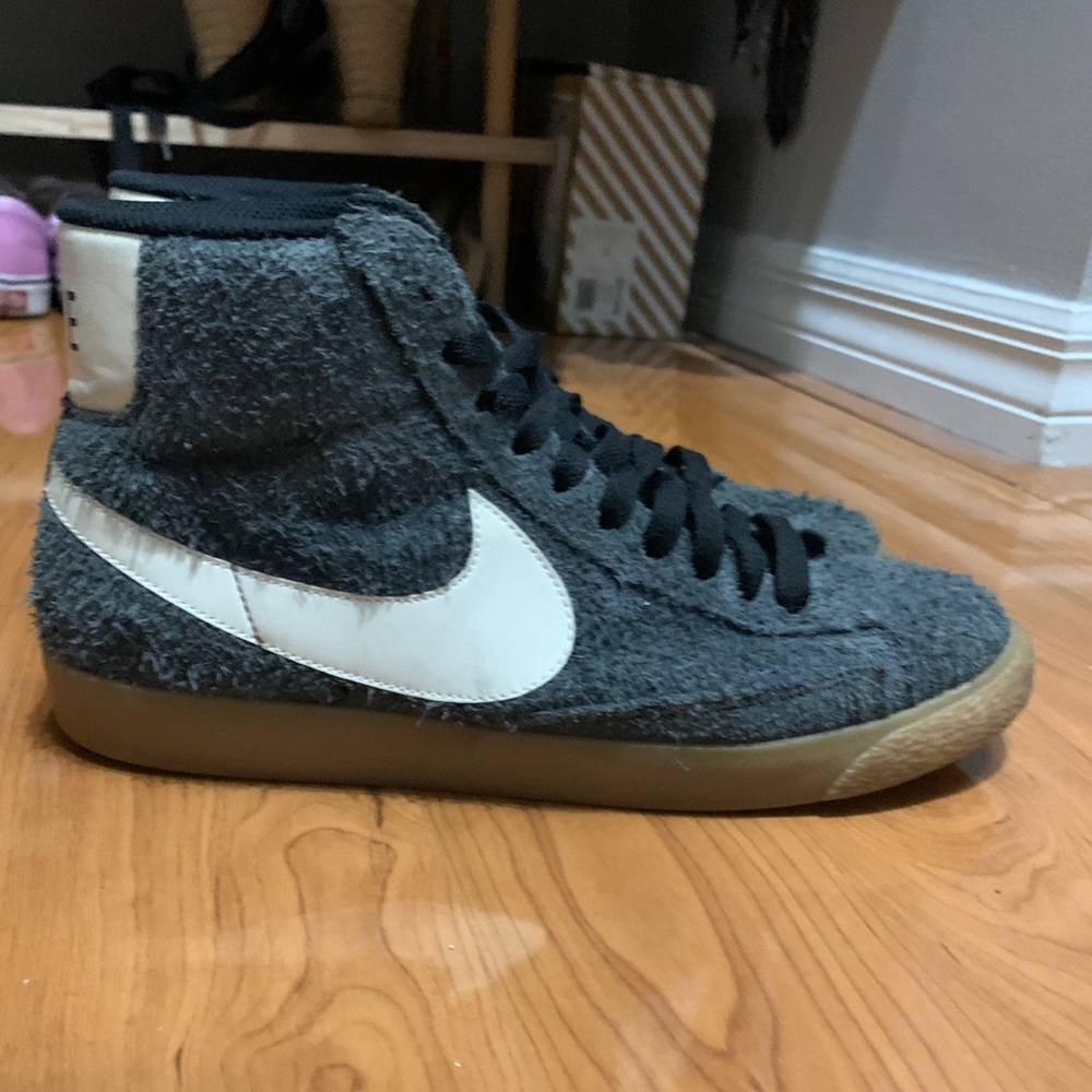 NIKE-suede blazer-sz 8.5